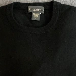 Banana  Republic cashmere crewneck sweater